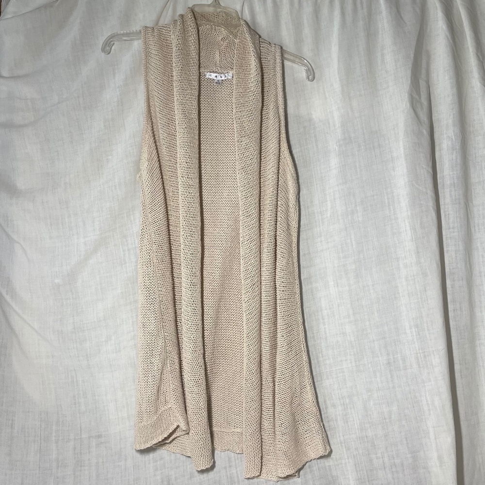 CAbi Style 717 Open front loose fit sweater kimono sweater in Cream. Mid thigh L
